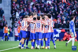 曼联更衣室内讧：拉什福德与滕哈格公开争吵